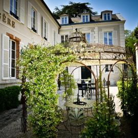 Champagne André Bergère & Suites, hôtel à Épernay