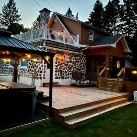 Chalet des cascades, hôtel à Saint-Jean-de-Matha