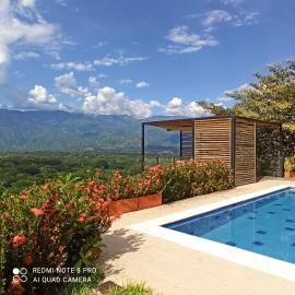 Piscina-gran vista-clima cálido y pueblo histórico, hotel di Santa Fe de Antioquia