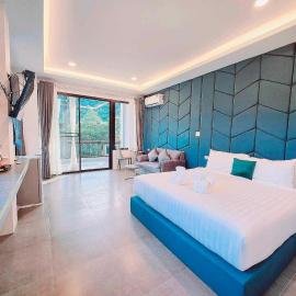 Kiree River Hotel โรงแรมคิรีริเวอร์, מלון בBan Thong Pha Phum