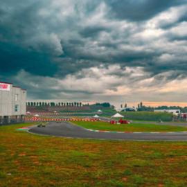 Franciacorta Karting Rooms, hotel em Castrezatto