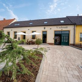 Apartmány V zahradě、Troubskoのホテル
