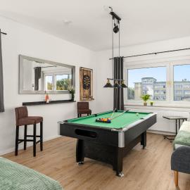 HOMELY-Apartment ManhattanART, Zentral, Parkplatz, Billard,PS4, Dart, Balkon, hotel in Bielefeld