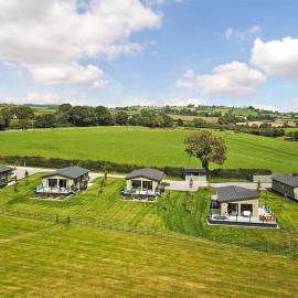 Midsomer Lodges
