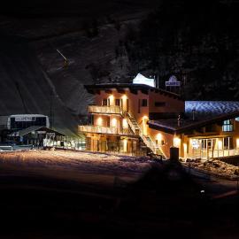 Hotel Laghetto, hotelli kohteessa Prato Nevoso