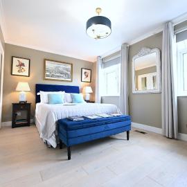 En-suite luxury large bedroom with parking and two tickets to Kew Gardens, hotel in Kew Gardens