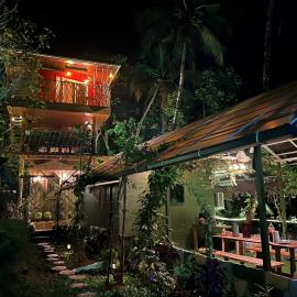 Ela Forest Stay, hotel u gradu Kannādi