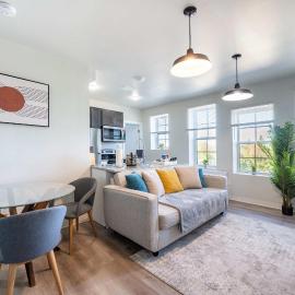 2BR Exclusive Retreat Near Henry Ford