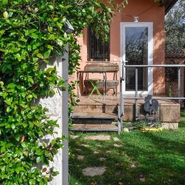 Acogedora casa con verde jardín by CABANA Rentals, hotel in Ituero y Lama