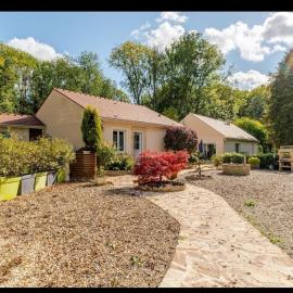 Maison au bout du chemin: Gouvieux şehrinde bir otel