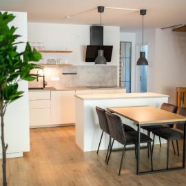 HUGOS Design Apartment am Waldrand - ruhig & modern