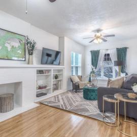 Carson Flats Apt #6 | 1BR • Near BOK• OSU Med•Dtwn