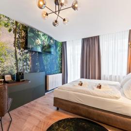 JUNGLE No5 Boutique Hotel - Stuttgart City-Center