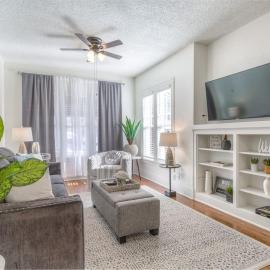 Carson Flats Apt #1 | 1BR • Near BOK• OSU Med•Dtwn, hotel di Tulsa