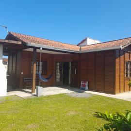 Casa Colonial em Guaratuba, próximo a praia