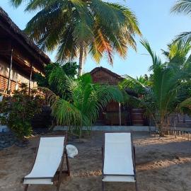 Sunset Bungalow réserve de Lokobe, hotel a Mahabo