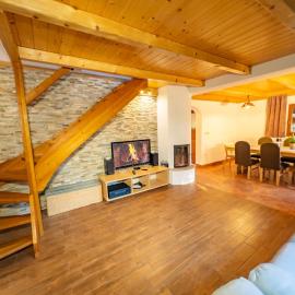 Holiday Home Emaj with Sauna, hotel i Krška Vas