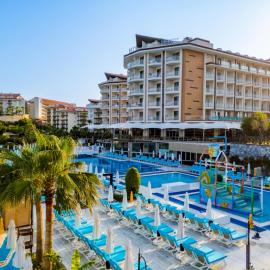 Ramada Resort Kusadasi & Golf, hotell i Kusadasi