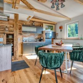 Penthouse mit Aussicht über den Wald