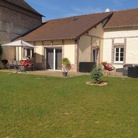 Maison de charme avec jardin au bord de l'Eure