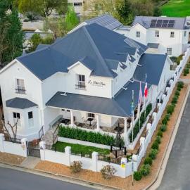Le Petit Paris: Franschhoek şehrinde bir otel