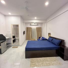 V R Holiday Home