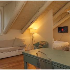 Art Heaven-Suite Graneri in Torino Centro