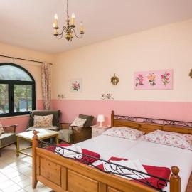 Guest House Rajic, hotel u Slanom