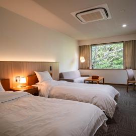 arts-inn アーツイン 伊豆高原天然温泉旅馆 艺家、伊東市のホテル