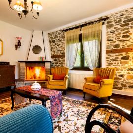 Villa Natsi, Hotel in Aspróyia