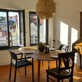 Ruhige-Moderne Wohnung mit Burgblick, hotel di Meißen
