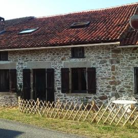 La Croix De Camargue, hotel in Oradour-sur-Glane