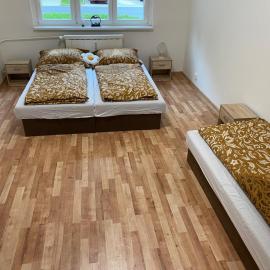 Apartmán ve městě Ostrov pro 4 osoby