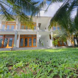 New Ocean Breeze Madiha
