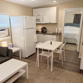 Private Entrance 1 Bd Guest Suite in Cypress Gardens near Legoland, hotel a Winter Haven