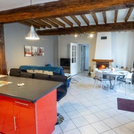 Maison en Pays d'Othe, hotel a Les Sièges