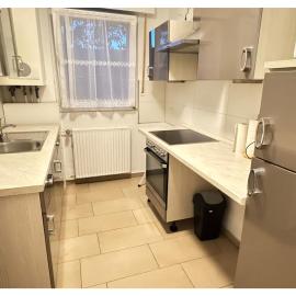 Oelde Modernes Apartment für Monteure & Familien Zentral 4 Gäste, khách sạn ở Oelde