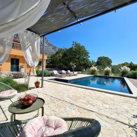 Villa Vinka, hotelli kohteessa Kozica