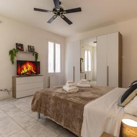 [CA 'PICO WITH WIFI]-few steps from center, hotel a Mirandola