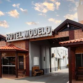 Hotel Modelo Rio Pardo, hotel in Ribas do Rio Pardo