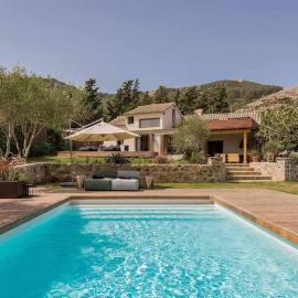 The Cave Tarifa Large Luxury in the countryside