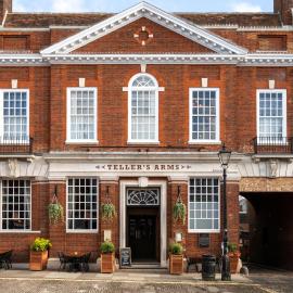Teller's Arms, hotel in Farnham