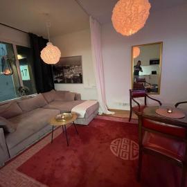 50m2 i Stockholm - Täby, hotell i Stockholm