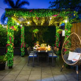 Private Luxury Haven with SUV Hire, Pool, Near Marina, hotel v destinácii Trinity Beach
