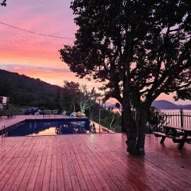 Yeosu Geumo Island Village Pension Former Dongbaekgol, hotel in Yeosu