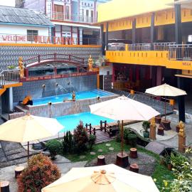Villa Cahaya 3 Guci Mitra RedDoorz, хотел в Tuwel
