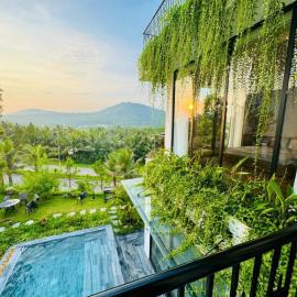 Venus Flamigo Resort- Amazing, Đại Lải