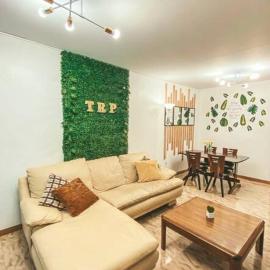 TRP4 - Rustic Styled 2BR Townhouse in DecaClark Angeles, hotel u gradu 'Tacondo'
