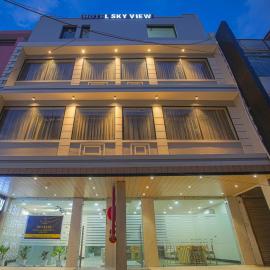 HOTEL SKY VIEW - Zirakpur, Chandigarh, hotel in Zirakpur