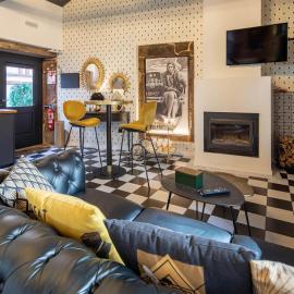 La Suite Años 20 Bañera, chimenea de leña y terraza